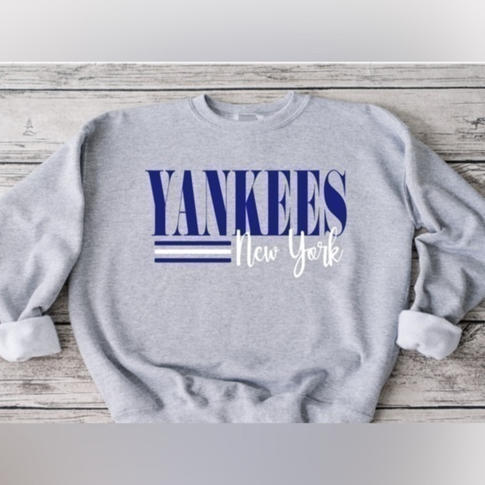 Yankees Striped Crewneck